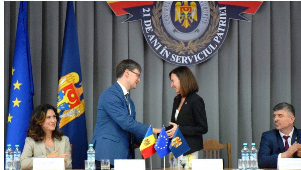Moldova Top Anti-corruption Official Resigns