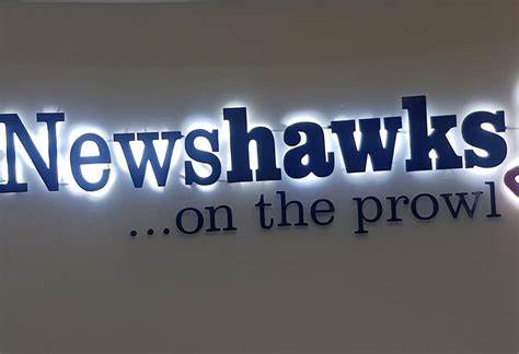 The NewsHawks, Professor Gift Mugano