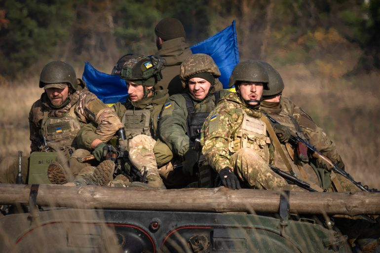 Ukrainian soldiers are participating in training exercises in northern Ukraine.