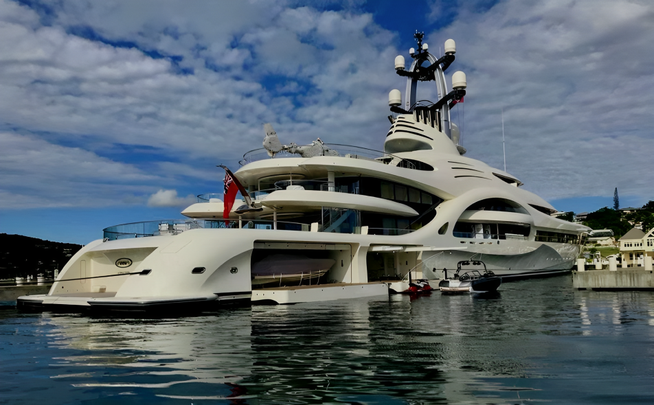 New $250 Million Yacht - Anna